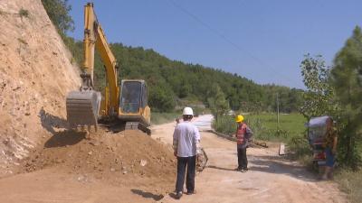 视频︱横车镇马崇公路改造工程即将全线刷黑