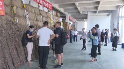 视频︱人民日报等多家主流媒体来蕲开展“访名医故里·谱中医华章”中医药专题新闻调研