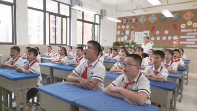 视频︱开学第一课 元气满满迎来新学期
