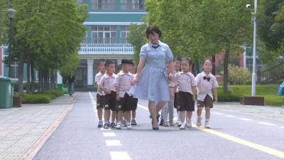 视频︱郝晓晴：三十四载幼教路 初心不改育幼苗