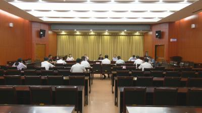 视频︱陈丹主持召开县长办公会 研究当前重点工作