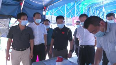 视频︱胡安元调研节日期间安全生产 市场保供 疫情防控 值班值守等工作