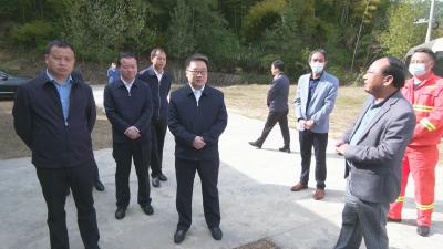 视频︱胡安元调研指导森林防火 抗旱保供工作