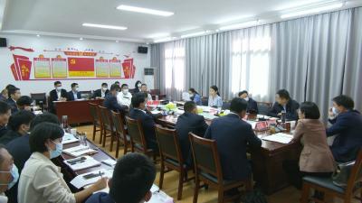 视频︱陈丹专题调研人力资源和社会保障工作