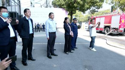 视频︱陈丹到消防救援大队开展“119”消防慰问活动