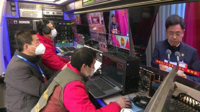 视频︱蕲春县首台5G+4k超高清直播车亮相“两会”