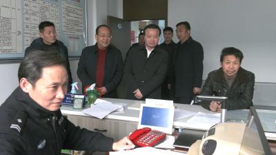 视频︱县领导到乡镇调研信访维稳和基层社会治理工作