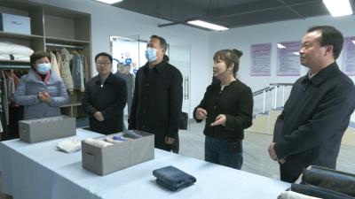 视频︱刘雪荣来蕲春调研工会工作