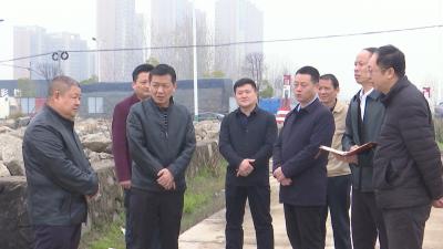 视频︱桂勇军巡河巡林 督导食品安全工作