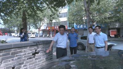 视频︱蔡寿益督导漕河三路百日攻坚行动