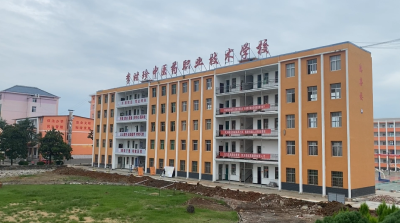视频︱李时珍中医药职业技术学校：培养技能型人才 做强蕲春职教