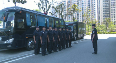 视频︱李勇：守护辖区平安 永葆警察本色