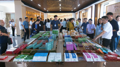 视频｜中宣部“高质量发展调研行”主题采访团点赞蕲春大健康产业发展