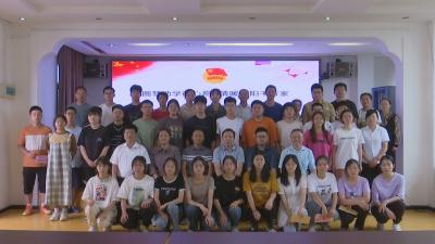 视频｜ 深圳鸿创网络公司为贫困大学新生捐资20万元