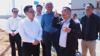 视频｜胡安元到李时珍医药工业园区调研项目建设