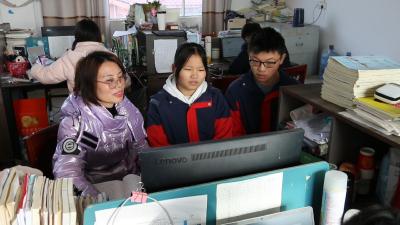 视频｜王雪娟：用心育桃李 用情兴陶艺