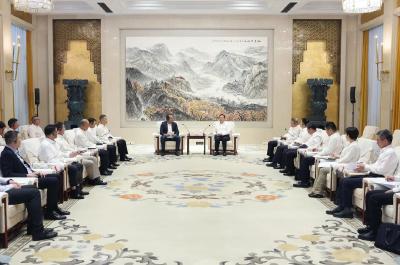 王忠林会见斯泰兰蒂斯集团首席执行官安东尼奥·菲洛萨、东风汽车公司董事长杨青 协力合作做大做强万亿级汽车产业集群