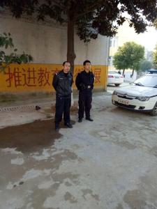 丰山镇派出所开展学校开学“护校安园”活动