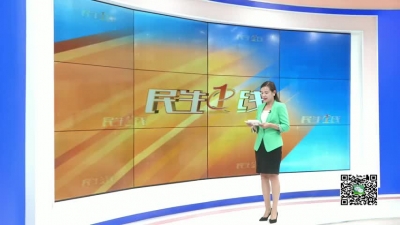 －－卫店镇：“扶贫车间”搬到家 挣钱带娃两不误