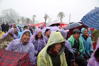 观音湖今天人气爆表！超千人共鸣，到现场的人都说太值了！
