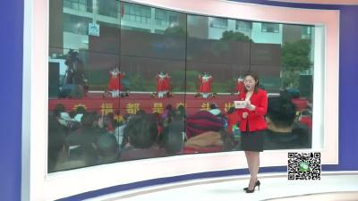 －－我县推行“故事会巡演＋”模式 　让群众既富脑袋又富口袋