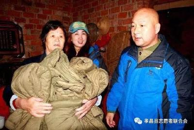 孝昌最美志愿者周立才：顶天立地子弟兵，侠骨柔情为民生！