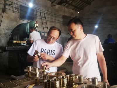 许国军：退伍不褪色，致富不忘本！
