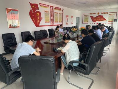 余亮明到丰山镇就软弱涣散党组织问题专项整治进行专题调研