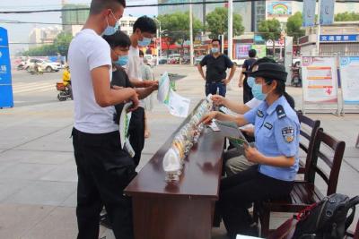 禁毒宣传进万家，不让毒品进我家，孝昌禁毒宣传不留死角！