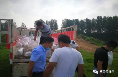 400万尾鱼苗人工增殖放流，让澴河增添活力！