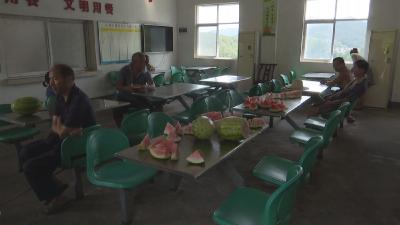 夏日送清凉   情暖福利院