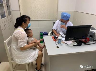 暑热来袭，孝昌县一医院皮肤科主任教你几招夏季防过敏！