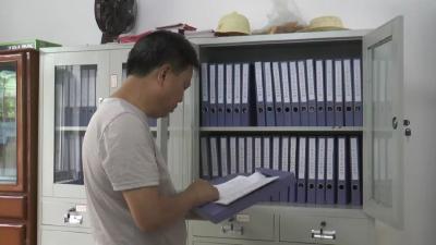 一颗初心只为民——记县税务局驻丰和村扶贫工作队长刘小涛