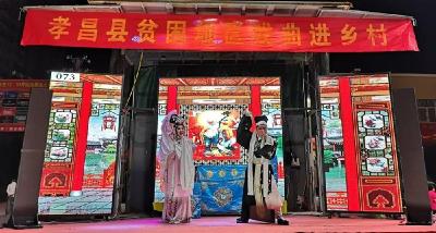文化惠民进社区，让老百姓在家门口享受文化大餐！