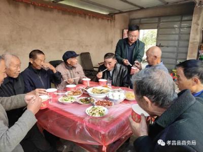 同吃“连心饭” 共叙帮扶情