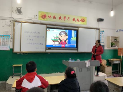 小手拉大手，普查靠大家