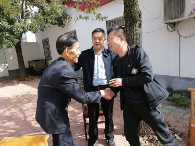 小河镇纪委：落实“四心”工作法 贯彻五中全会精神