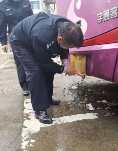 孝昌交警加大对报废车的打击力度 