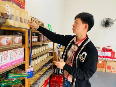 乡村振兴人才先行 | 年销400万！孝昌这个姑娘返乡做电商，让家乡土特产“e路”畅销！