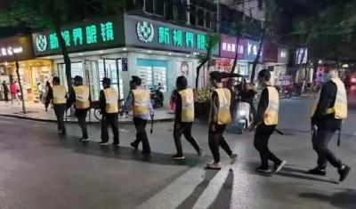 花园镇有了治安巡逻队，群众更有安全感！
