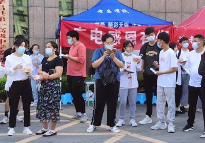 直击高考首日！一起为孝昌考生加油！