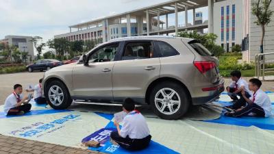 知危险，会避险！这堂交通安全体验课师生一起学！