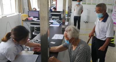 孝昌花西：全员齐上阵 ，“保姆式”推进疫苗接种工作！