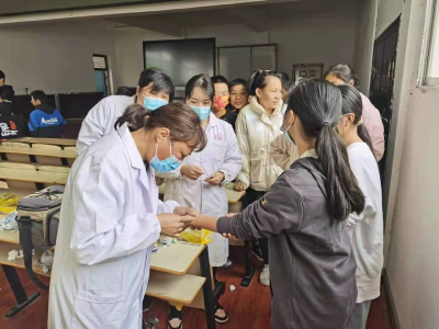 卫店镇开展结核菌素试验 保障师生身心健康