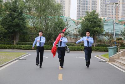 节后升国旗 凝心聚合力