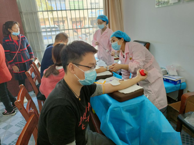 花西乡：发挥党员先锋模范作用 积极开展义务献血活动