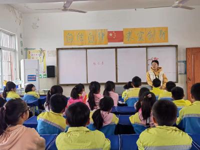 周巷镇：“扫黄打非”在校园 护苗行动助成长