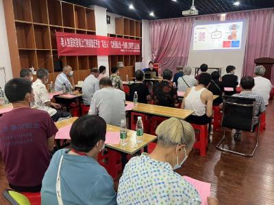 守好养老“钱袋子”  孝昌民政局走进社区宣传防范养老诈骗