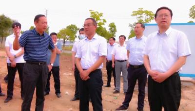 全县“五城同创”工作现场推进会召开