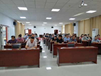 县交通运输系统掀起学习贯彻省第十二次党代会精神热潮